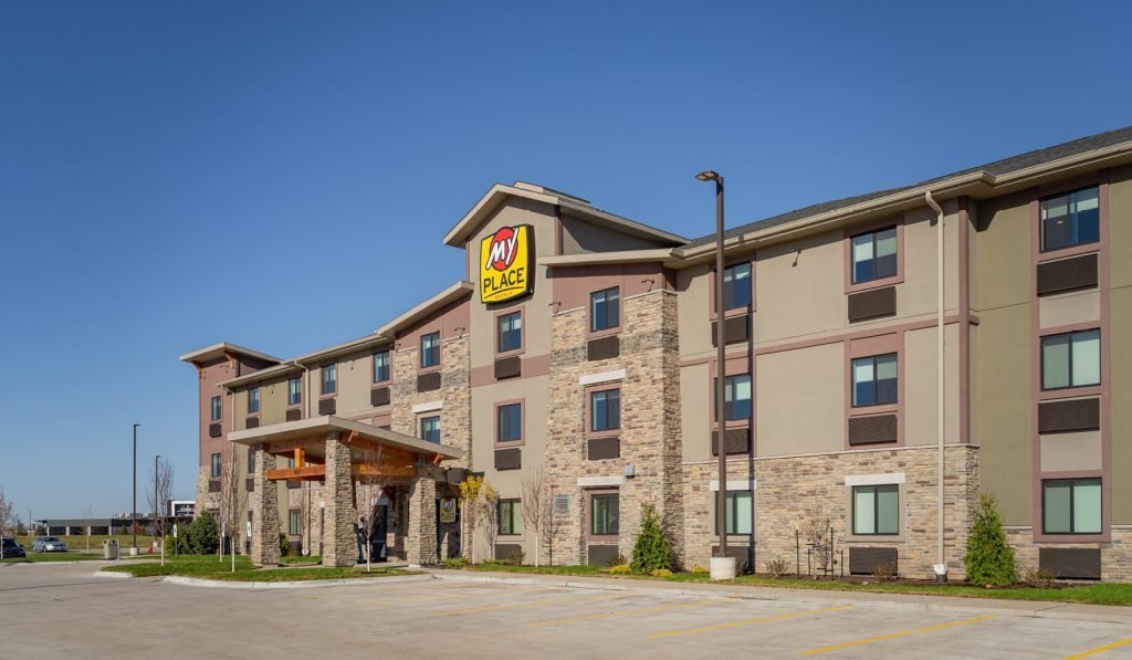 My Place 3.64 East Molines,IL