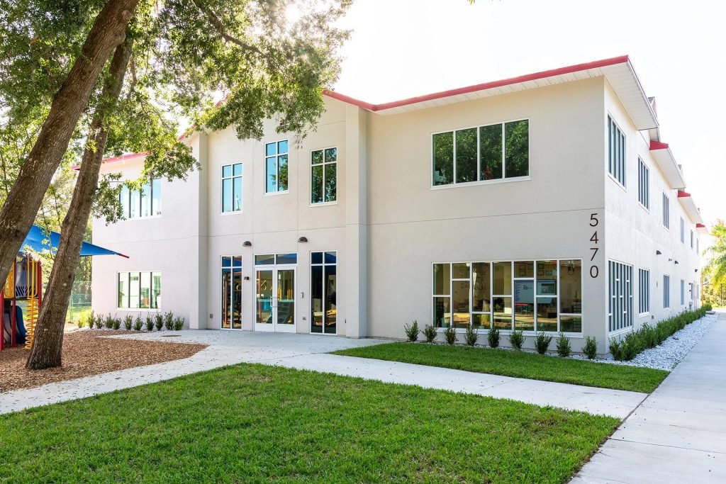 Holy Cross School-FL (AS156)