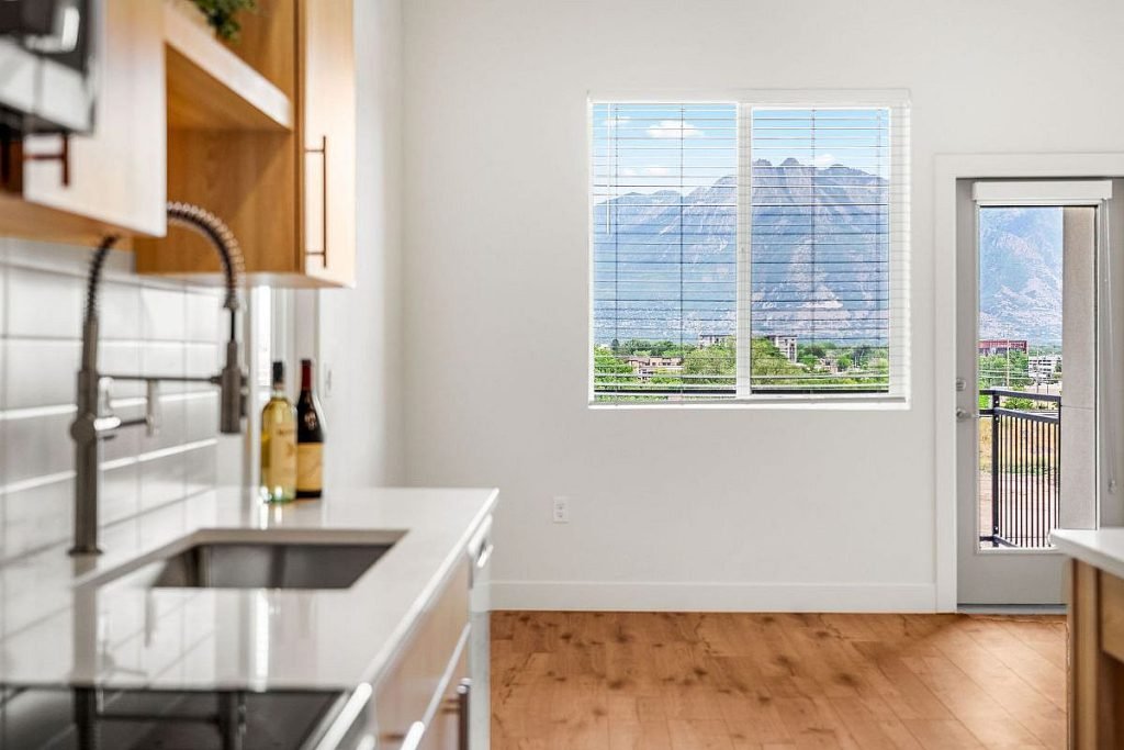 Current Apartments
